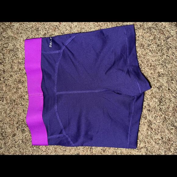 Nike Women's Dri-Fit Pro 3 Big Dot Training Shorts - Picture 7 of 13